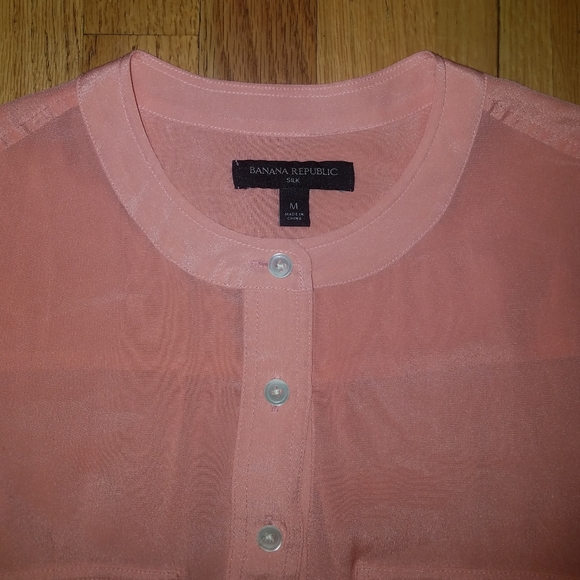 Banana republic 100% silk blouse - Picture 5 of 6